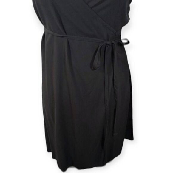 FOREVER 21 BLACK WRAP DRESS SZ.S EUC. - Picture 3 of 6